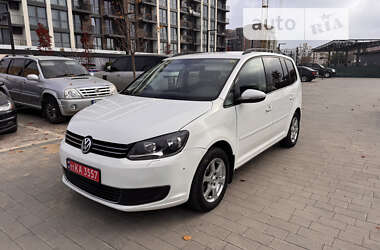 Volkswagen Touran 2011