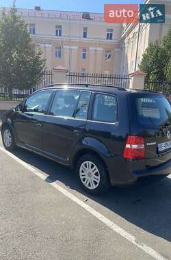 Мінівен Volkswagen Touran 2003 в Братському