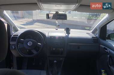 Минивэн Volkswagen Touran 2003 в 