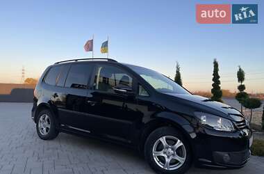 Минивэн Volkswagen Touran 2011 в Ивано-Франковске