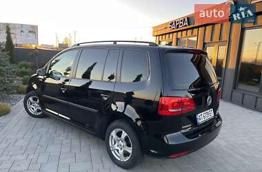 Минивэн Volkswagen Touran 2011 в Ивано-Франковске