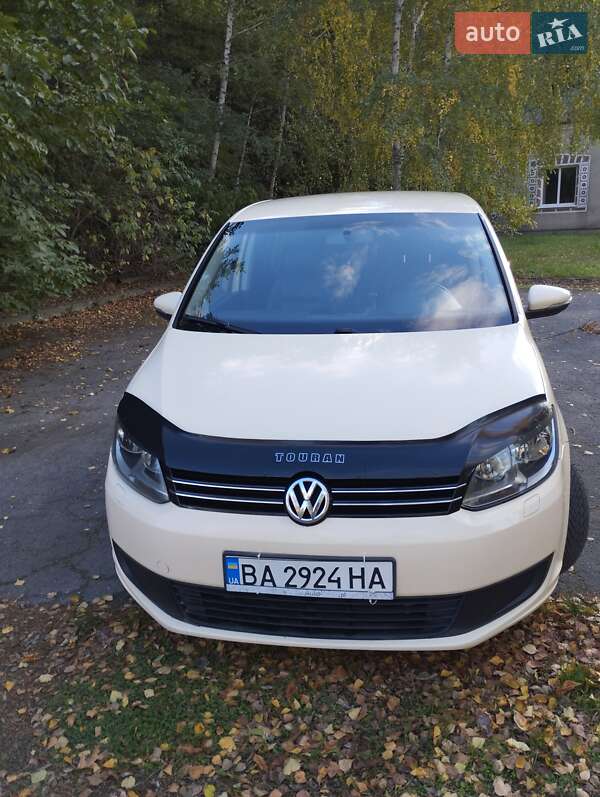 Мінівен Volkswagen Touran 2011 в Вінниці