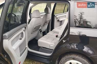Минивэн Volkswagen Touran 2007 в Белогорье