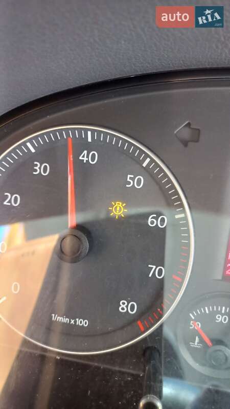 Минивэн Volkswagen Touran 2008 в Новоднестровске