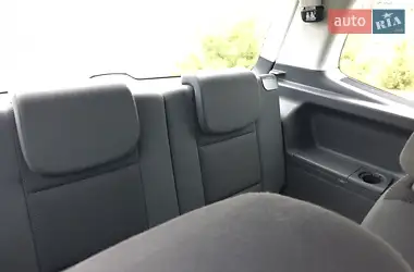 Volkswagen Touran 2012