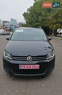 Volkswagen Touran 2011