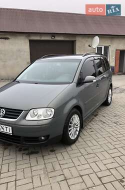 Мінівен Volkswagen Touran 2006 в Буську