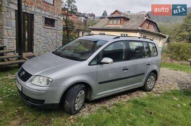 Мінівен Volkswagen Touran 2004 в Яремчі