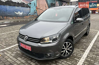 Мінівен Volkswagen Touran 2011 в Луцьку