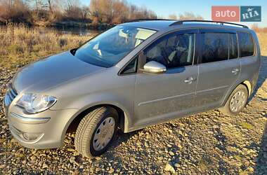 Мінівен Volkswagen Touran 2010 в Калуші