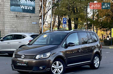 Volkswagen Touran 2012