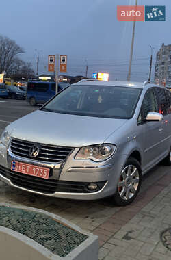 Volkswagen Touran 2009