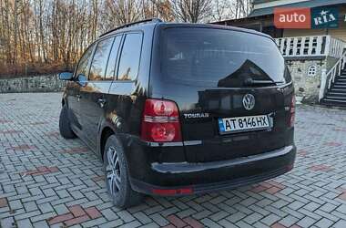 Мінівен Volkswagen Touran 2007 в Косові