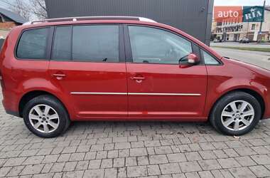 Минивэн Volkswagen Touran 2007 в 
