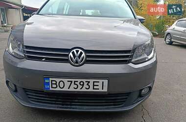 Volkswagen Touran 2015