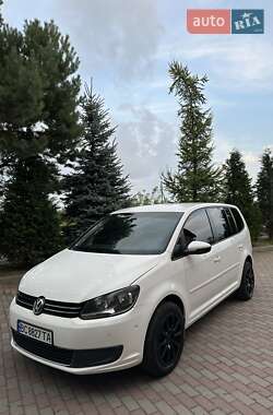 Минивэн Volkswagen Touran 2012 в Городке