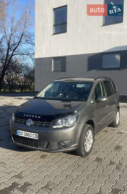 Минивэн Volkswagen Touran 2011 в Хмельницком