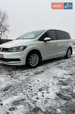 Volkswagen Touran 2016