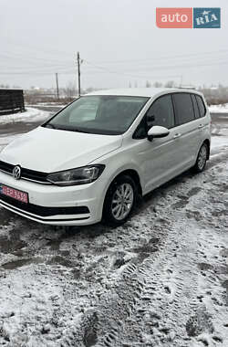 Volkswagen Touran 2016