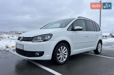 Минивэн Volkswagen Touran 2014 в Киеве