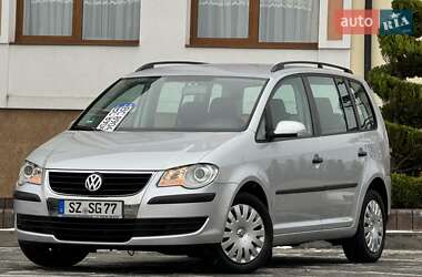 Минивэн Volkswagen Touran 2007 в Дрогобыче