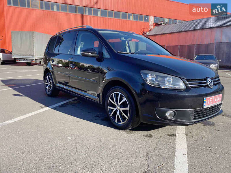 Мінівен Volkswagen Touran 2011 в Одесі