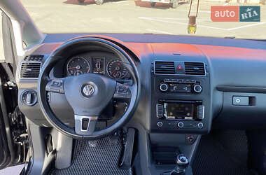 Мінівен Volkswagen Touran 2011 в Одесі