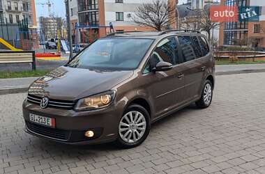 Минивэн Volkswagen Touran 2010 в Ивано-Франковске