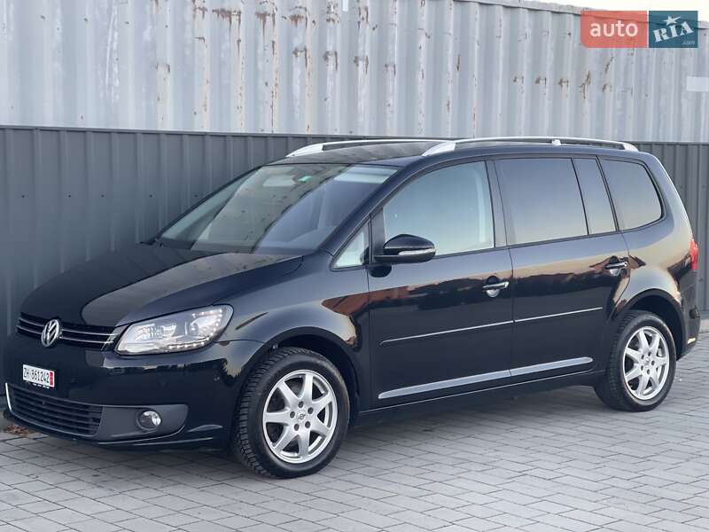 Минивэн Volkswagen Touran 2013 в Луцке