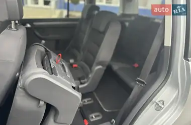 Volkswagen Touran 2015