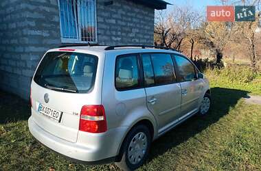 Минивэн Volkswagen Touran 2006 в Староконстантинове