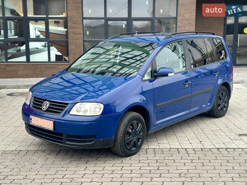 Минивэн Volkswagen Touran 2005 в Червонограде