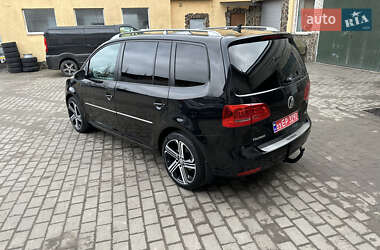 Минивэн Volkswagen Touran 2011 в Киеве