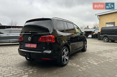 Минивэн Volkswagen Touran 2011 в Киеве