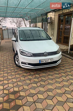 Volkswagen Touran 2016