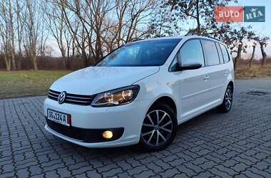 Volkswagen Touran 2012