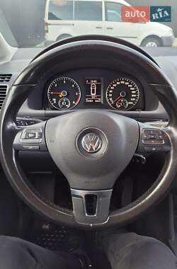 Минивэн Volkswagen Touran 2012 в Черновцах