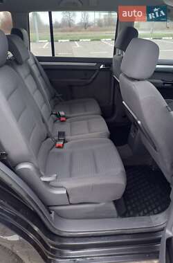 Минивэн Volkswagen Touran 2006 в Киеве