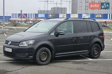 Минивэн Volkswagen Touran 2013 в Киеве