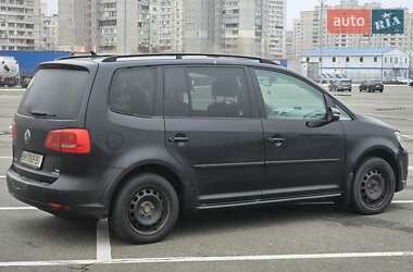 Минивэн Volkswagen Touran 2013 в Киеве