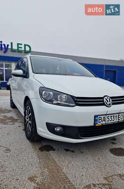 Мінівен Volkswagen Touran 2014 в Кропивницькому