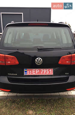 Минивэн Volkswagen Touran 2012 в Луцке