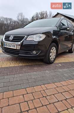 Мінівен Volkswagen Touran 2009 в Вінниці