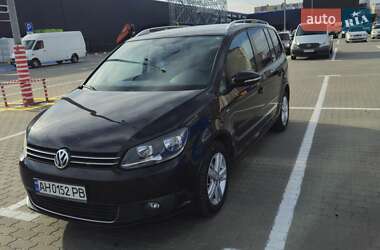 Volkswagen Touran 2012