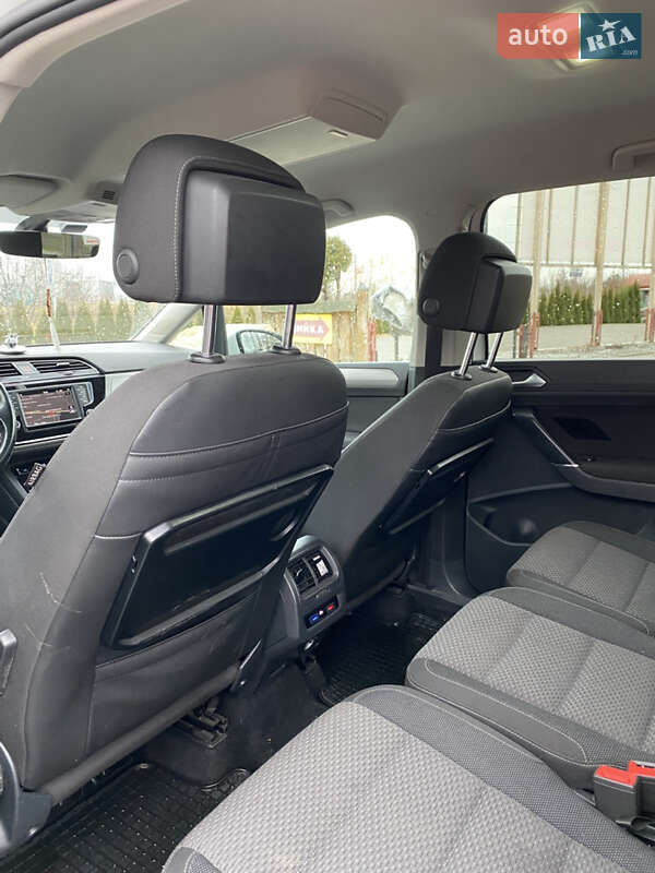 Мінівен Volkswagen Touran 2015 в Ковелі
