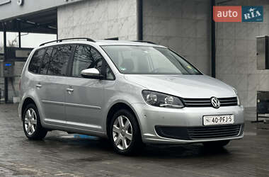 Мінівен Volkswagen Touran 2011 в Здолбуніві