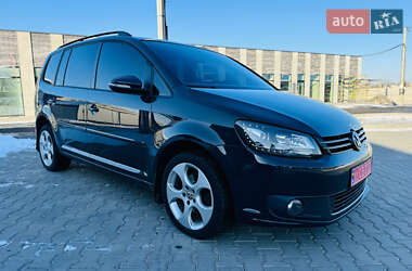 Volkswagen Touran 2014