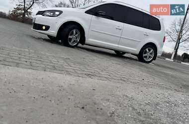 Микровэн Volkswagen Touran 2011 в Снятине