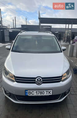 Мінівен Volkswagen Touran 2010 в Львові