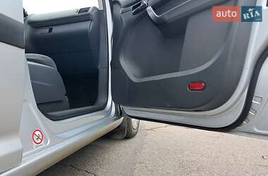 Минивэн Volkswagen Touran 2004 в 